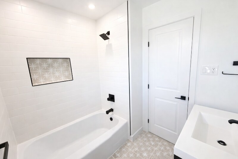 Building Photo - 1009 Noble Ave