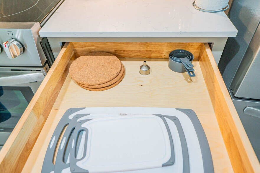 Building Photo - 6610 N 93rd Ave