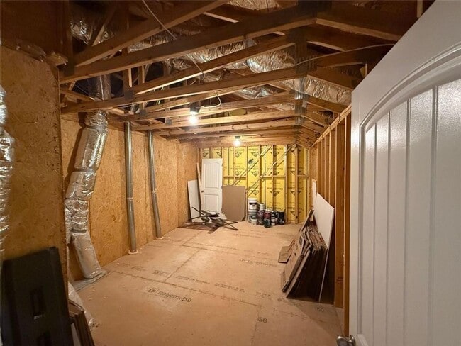 Building Photo - 2460 Laurel Gate Ln