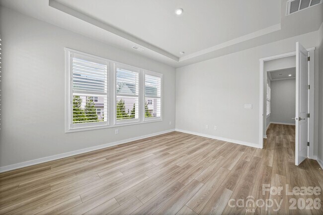 Building Photo - 8016 Brookbank Dr