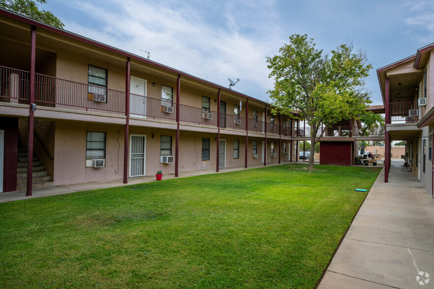 Primary Photo - Yucca Flats Apartments