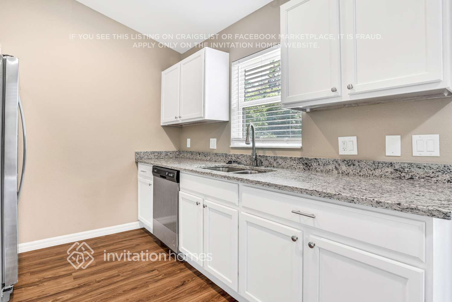 Building Photo - 327 Blue Bayou Dr
