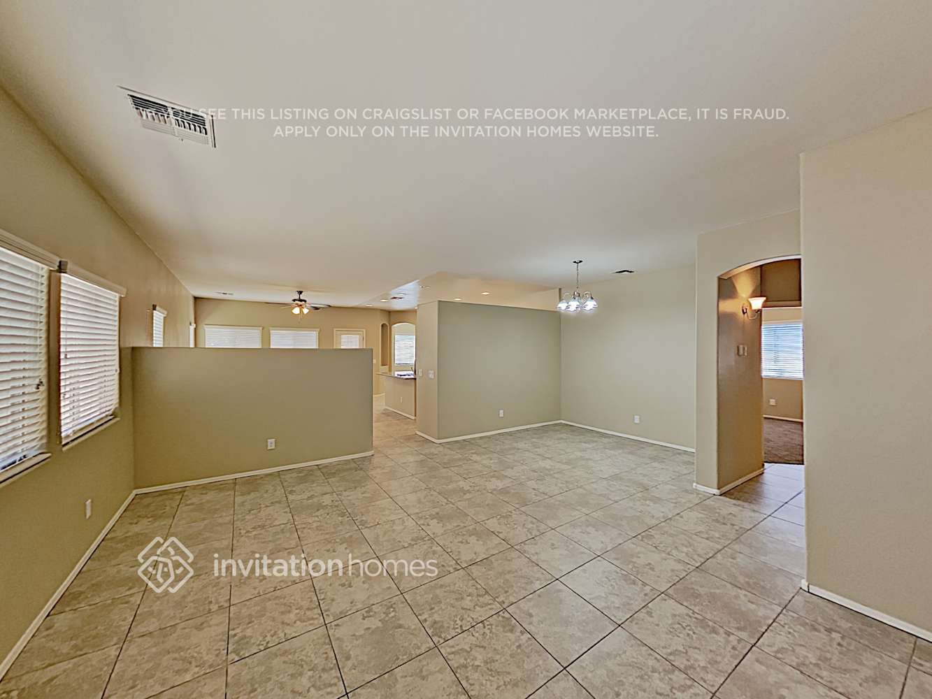 Building Photo - 13779 W Maui Ln