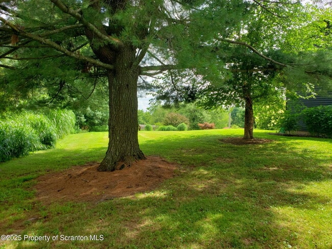 Building Photo - 2129 Bethany Turnpike