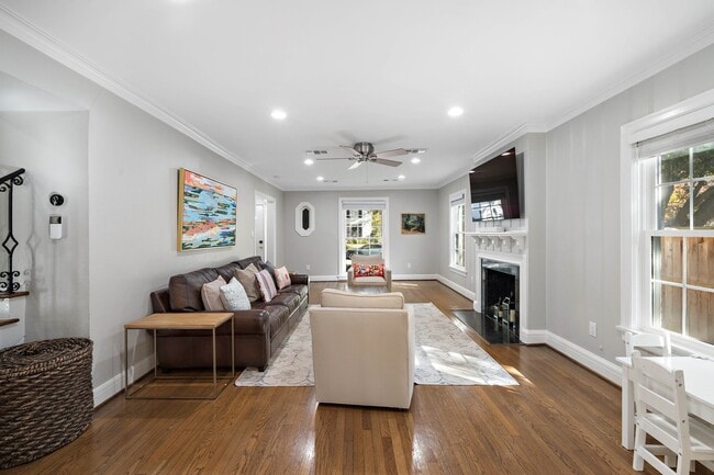 Building Photo - 2003 Dryden Rd