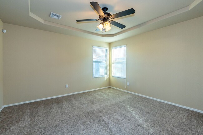 Building Photo - 3 Bed | 2 Bath in Owasso!