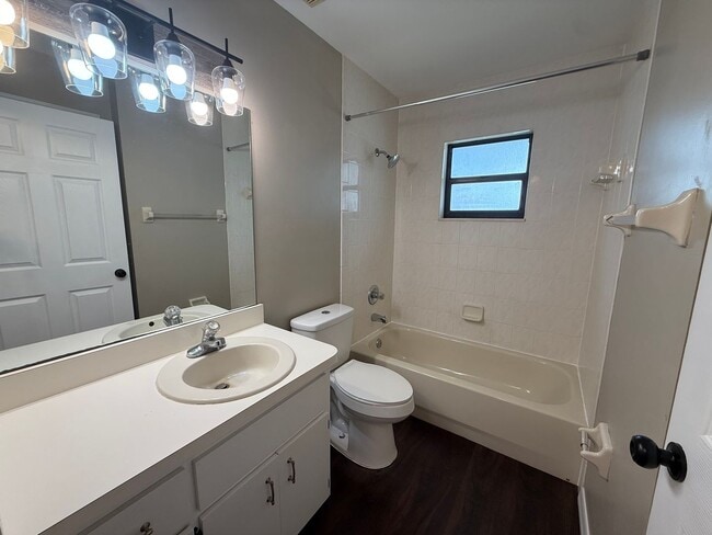 Building Photo - Charming 3-Bed, 2-Bath Oasis with Pool & E...