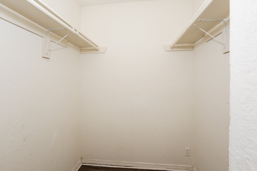 Building Photo - 501 Ramblin Oaks Dr