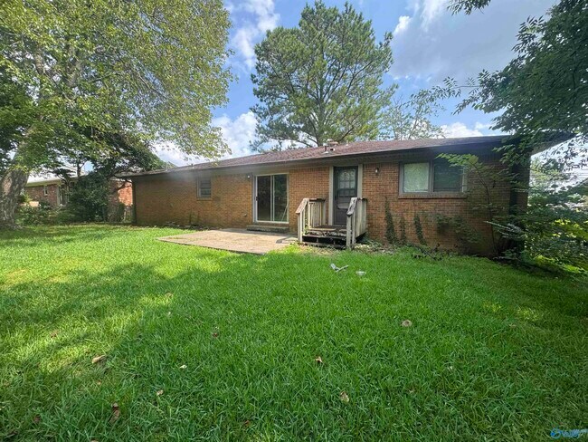 Building Photo - 4718 Rutledge Dr NW