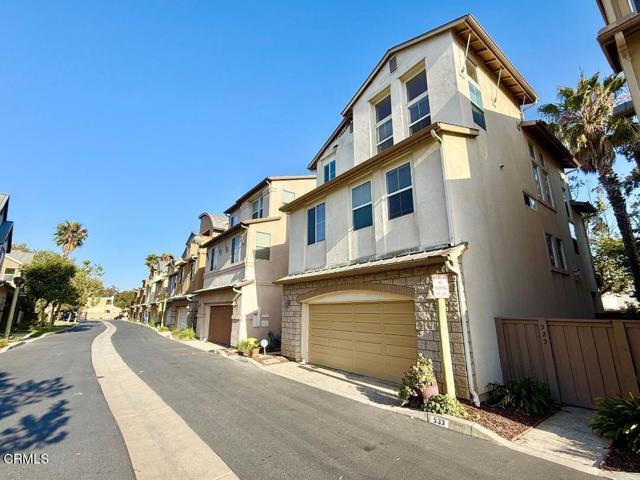 Building Photo - 533 E Port Hueneme Rd