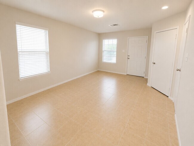 Building Photo - 1518 Perennial Ln
