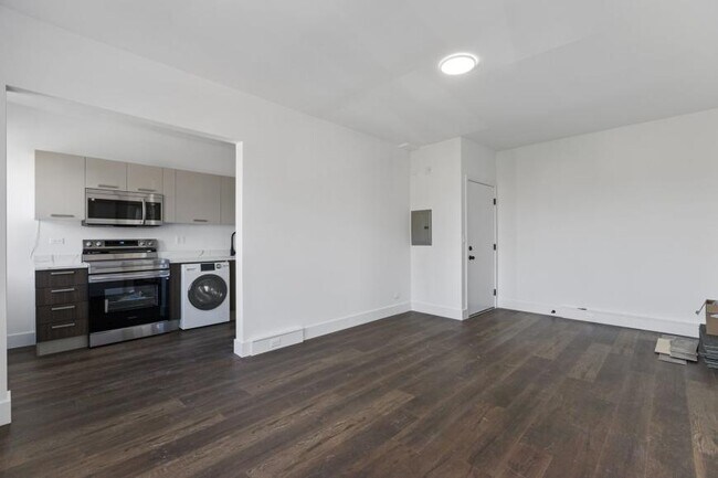 Building Photo - 1 bedroom in Chicago IL 60660
