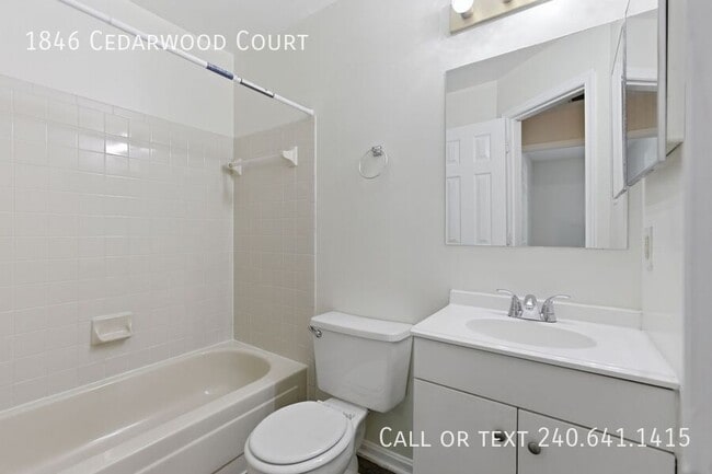 Building Photo - 1846 Cedarwood Ct