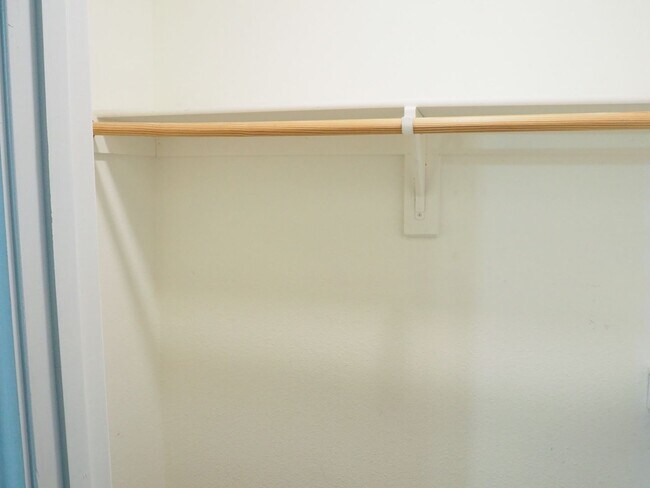 Building Photo - 511 Lone Star Park Ln