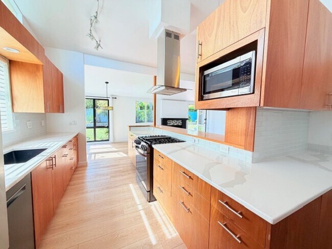 Building Photo - Wonderful 3/2 home on the Mesa