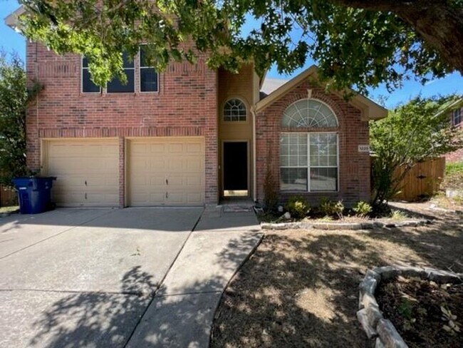 Building Photo - 4 bedroom, 2.5 bath home for lease!