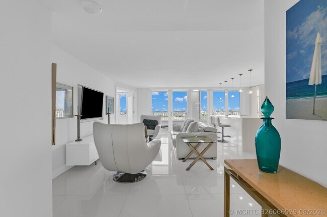 Building Photo - 500 S Ocean Blvd