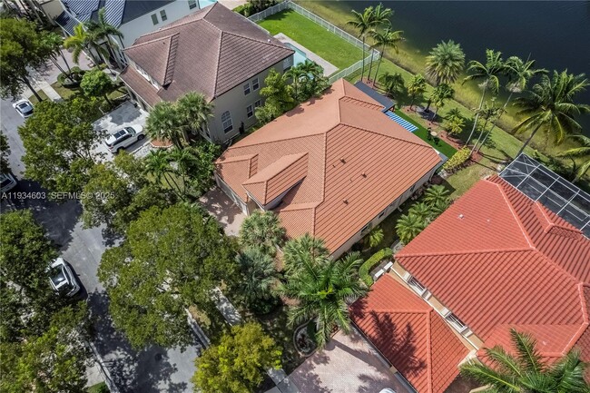 Building Photo - 5046 SW 162nd Ave