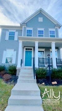 Building Photo - 3272 Village Park Ave