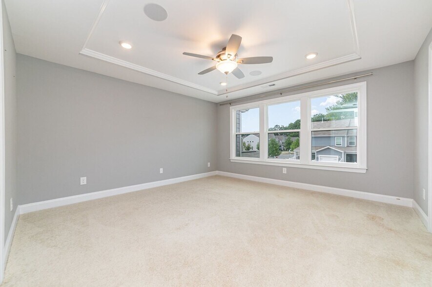 Building Photo - 4990 David Cox Rd