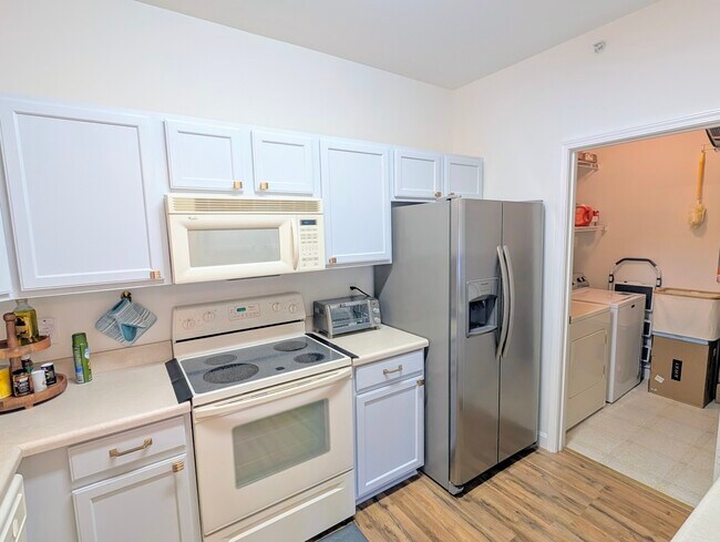 Building Photo - 17168 Red Feather Dr