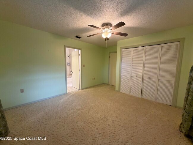 Building Photo - 4120 Ponds Dr