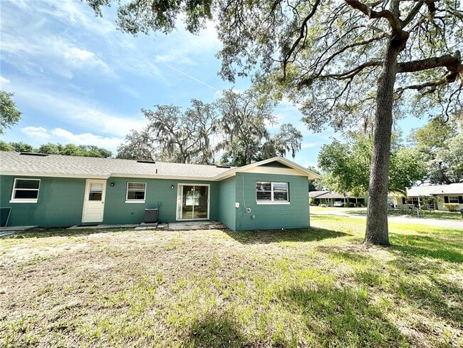 Building Photo - 132 S Bulova Dr