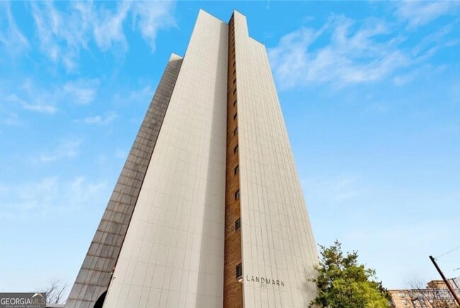 Building Photo - 215 Piedmont Ave NE