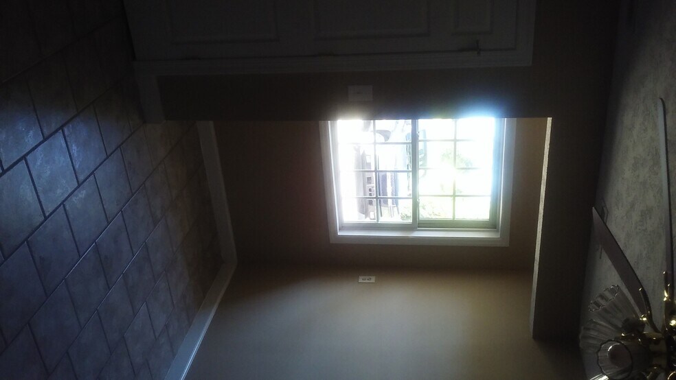 Building Photo - 1606 Denim Dr