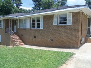 Building Photo - 8195-8195 Spillers Dr SW