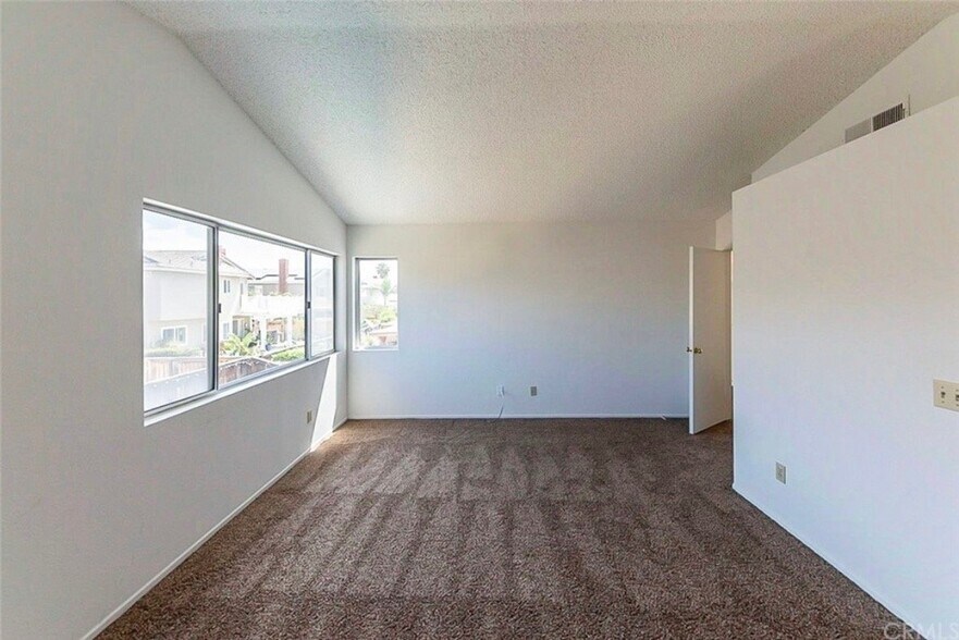 Building Photo - 7915 Townsend Dr