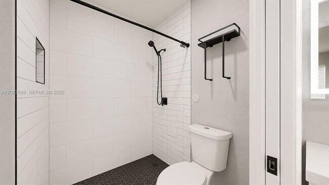 Building Photo - 16914 SW 137th Pl