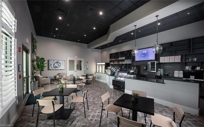 Building Photo - 18347 Ridgeline Dr