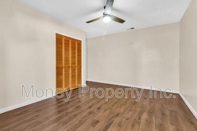 Building Photo - 622 Patricia Ln