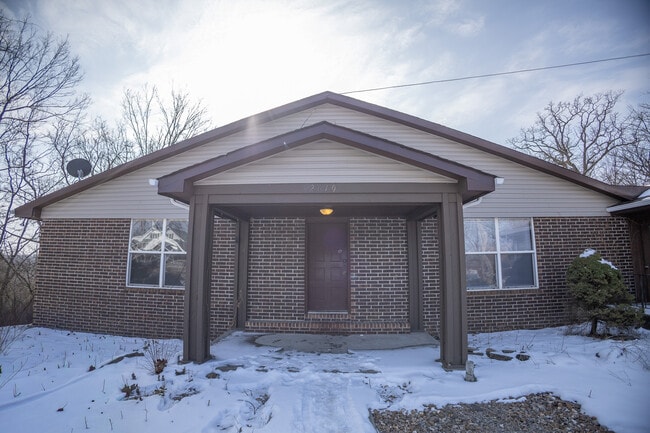 Building Photo - 2610 Schott Rd