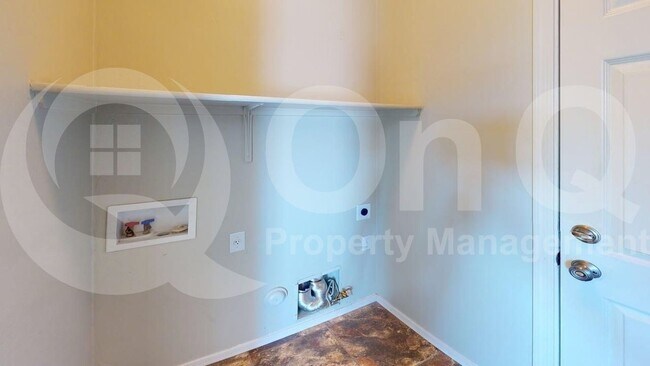 Building Photo - 6780 S Via Molino De Viento