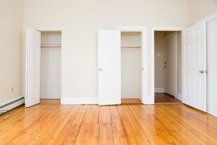 *Pictures are representative samples of the advertised unit. In some cases, the actual units you to - 18 Ashley St