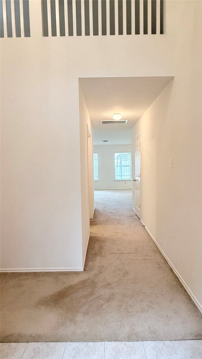 Building Photo - 15627 Haleys Landing Ln