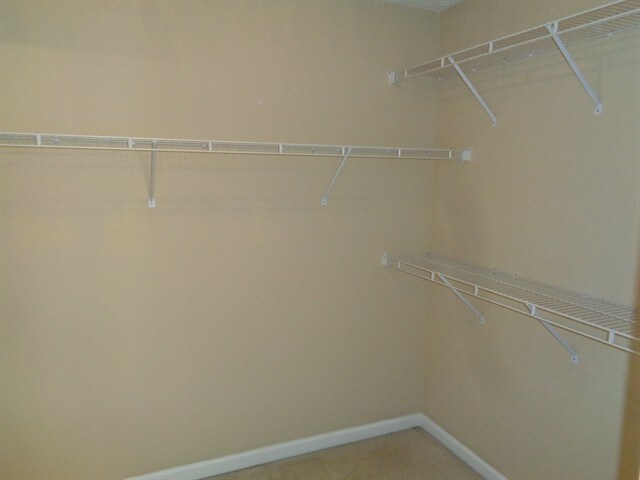 Building Photo - 140 Saddle Bridge Dr