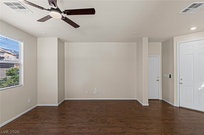 Building Photo - 719 Quayside Ct