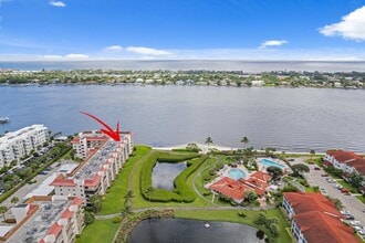 Building Photo - 7020 Half Moon Cir