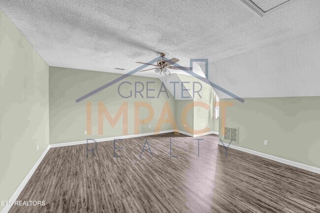 Building Photo - 1045 Blinken St