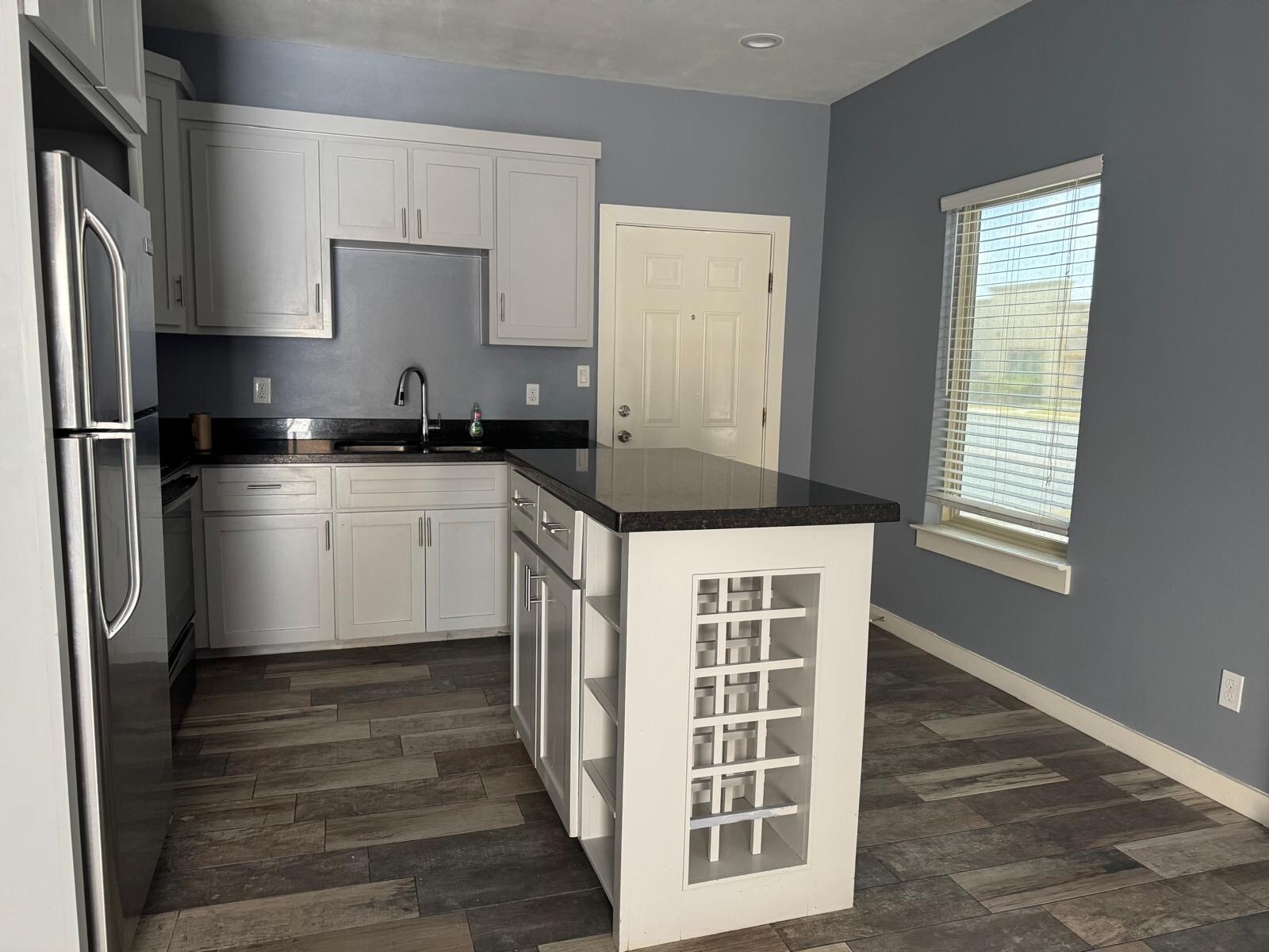 Building Photo - 2117 Taxco Ct
