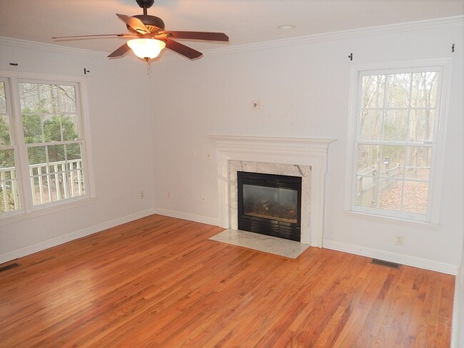 Building Photo - 6610 Lipscomb Dr