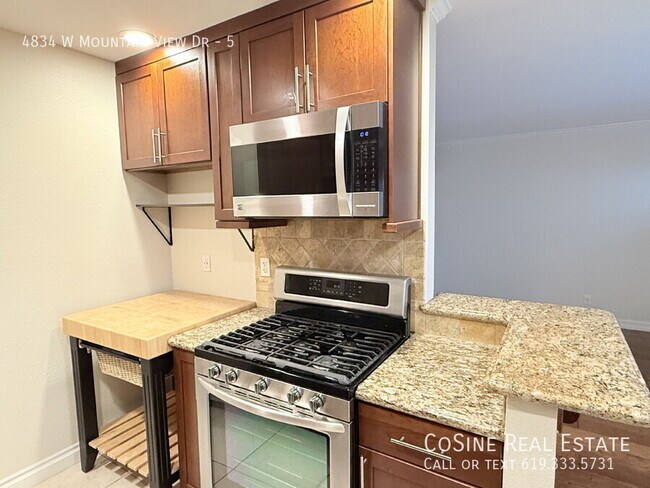 Building Photo - 4834 W Mountain View Dr