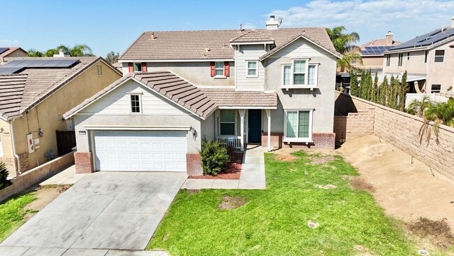 Building Photo - 1562 Cheshire Dr