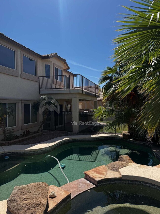 Building Photo - 3356 E Mayberry Ave