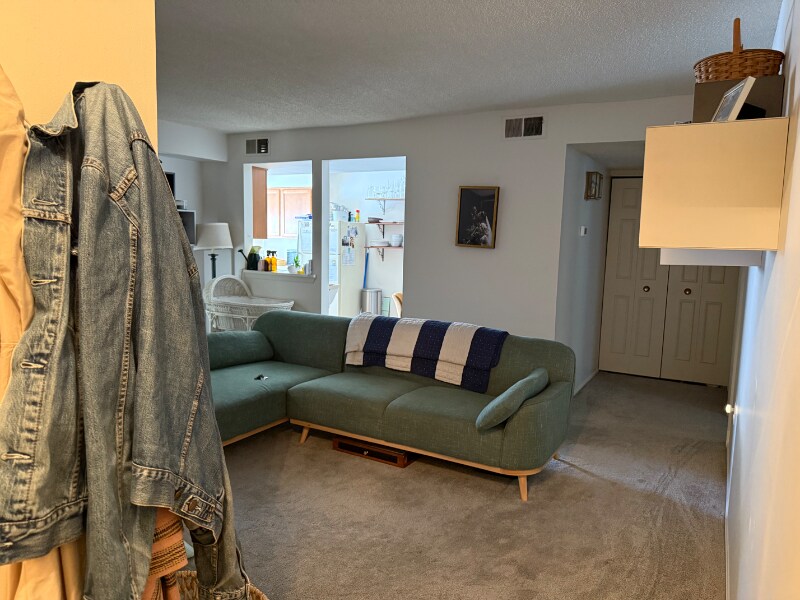 Building Photo - 7753 New Providence Dr