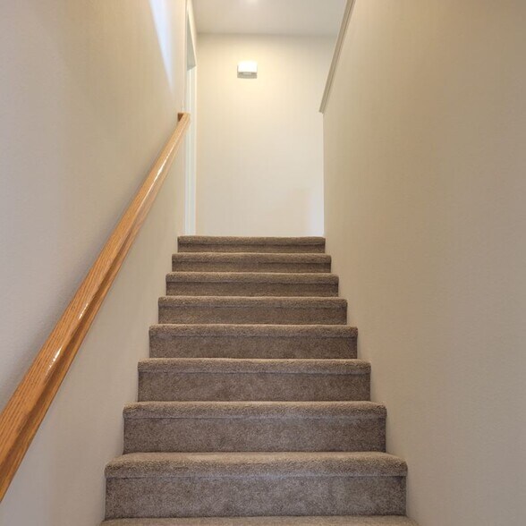Building Photo - 29 Sorenson