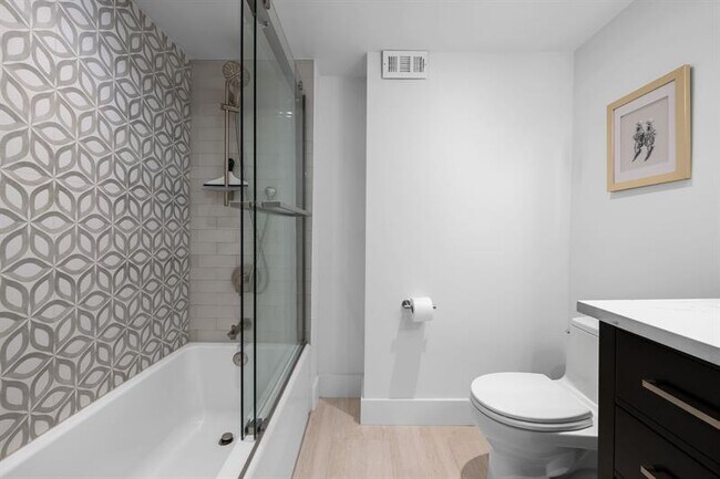 Building Photo - 1151 N Fort Lauderdale Beach Blvd